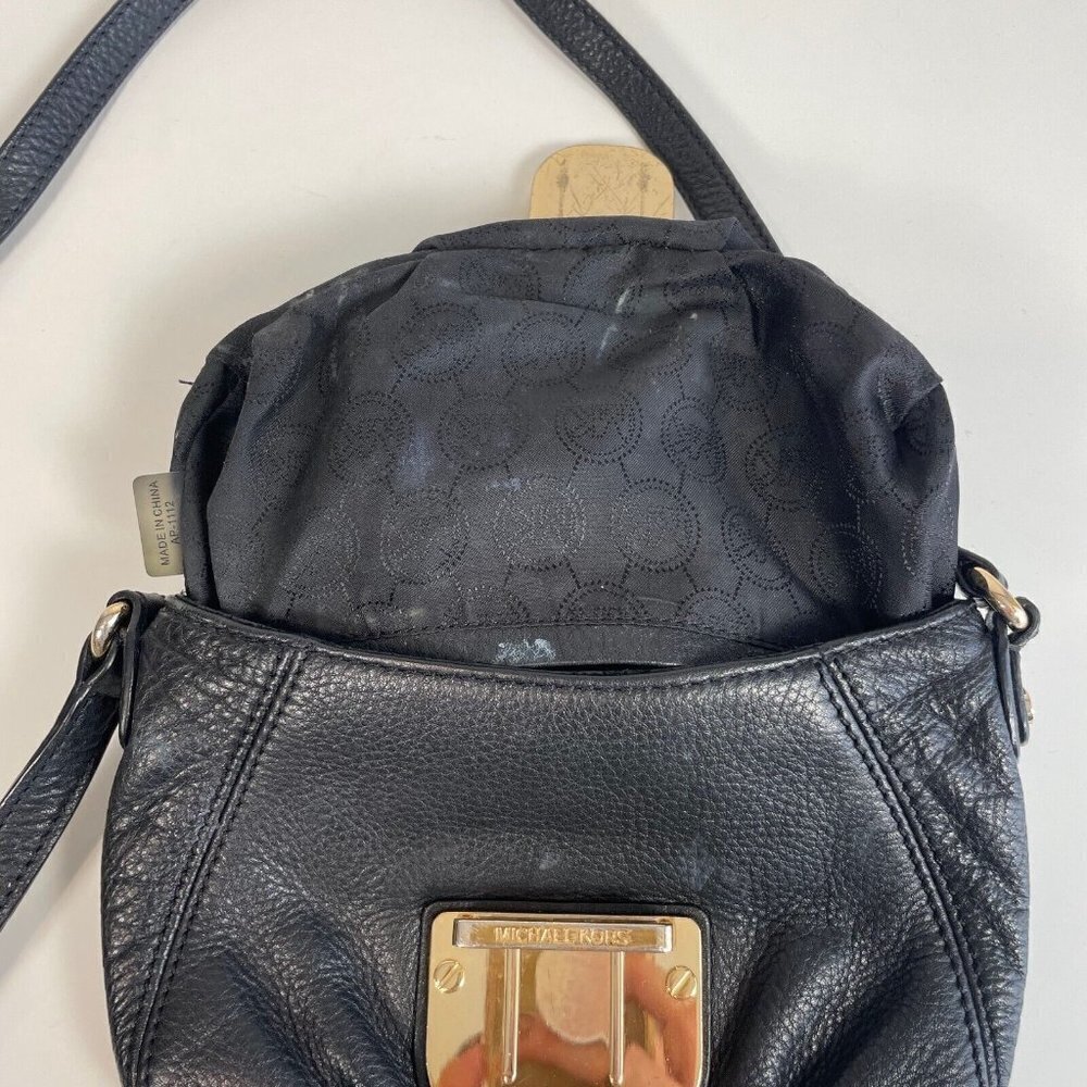 Michael Kors Charleton Leather Crossbody Bag Black Small‎ Gold Clasp Pocket - Picture 10 of 12